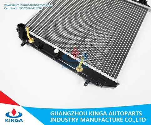 ALZA'2010-bij SUZUKI-de radiator van het prestatiesaluminium met Plastic Tank leverancier