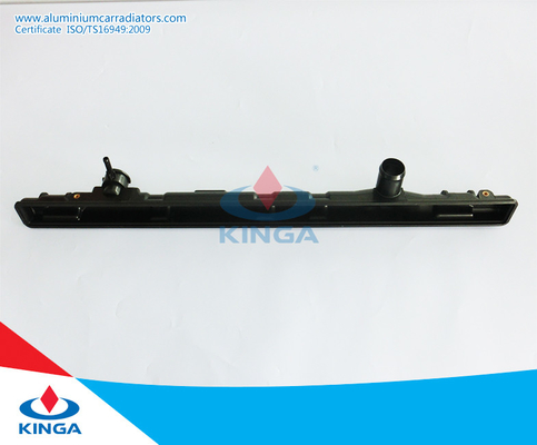De plastic Hoogste Tank van de Autoradiator voor Toyota Cressida'89-92 S/R/YX80 bij OEM: 16400-35480 leverancier