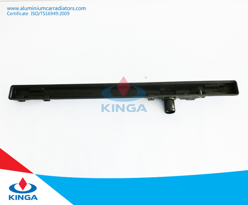 Hoogste Radiatortank voor Toyota Cressida'92-94 LX90/LX100 bij OEM: 16400-5B100 leverancier