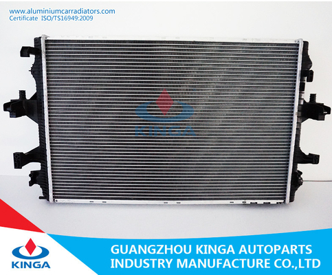 OEM de Radiators van de Aluminiumauto voor de VERVOERDER T5 03 van Volkswagen - OEM 7H0 121 253 G leverancier