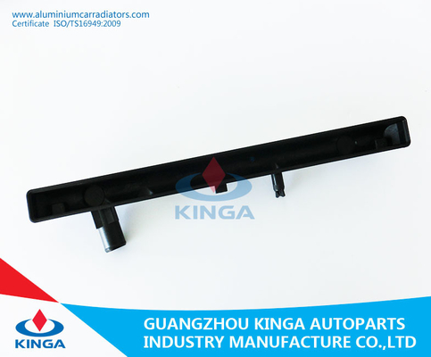 OEM 17700-52D00 van MT van Suzuki de Grote Vitara'01 Reparatie van de Radiator Plastic Tank leverancier