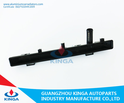 Suzuki-Escudo/Grote Vitara'05 BIJ van de de Radiatordekking van de Radiator Plastic Tank de Oliekoeler leverancier