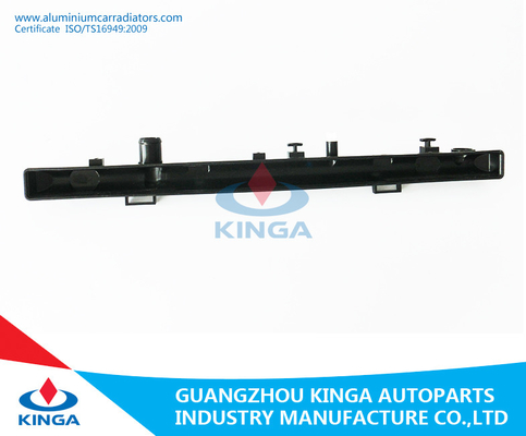OEM 17700-80J10 Suzuki SX4'06 bij de Tank van het Radiator Plastic Beëindigen/van de Radiatortank Delen leverancier
