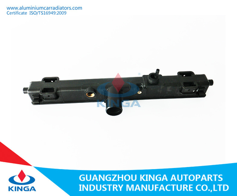 De Radiator Hoogste Tank van Suzuki Perkins in Plastiek voor Replacment PA66+GF30 leverancier