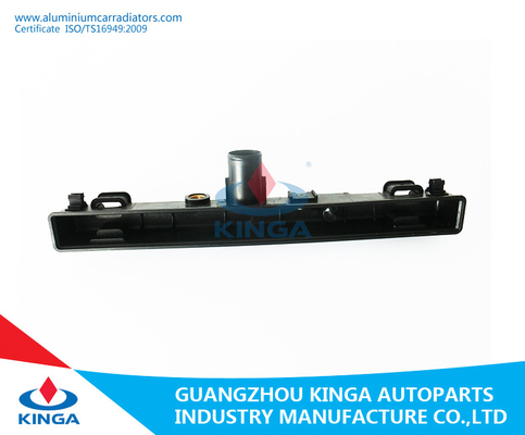 De Radiator Hoogste Tank van Suzuki Perkins in Plastiek voor Replacment PA66+GF30 leverancier