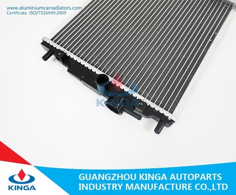 MT van de Radiatorsdaihatsu L200/L300/L500/EF'90-98 van het hoge Prestaties Autoaluminium leverancier