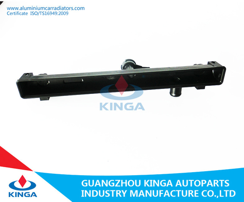 2016 Nieuwe Modelsuzuki swift'06 BIJ Autoradiator Plastic Tank leverancier