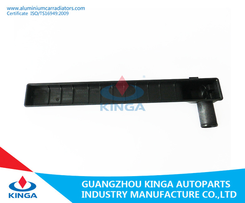 Vervang zwarte Radiator Plastic Tank voor TATA 3516 zijtank van de reparatie de plastic radiator leverancier