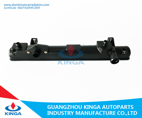 Aftermarket Tank van de Vooruitgangs de Autoradiator voor MT van Suzuki Aito 2012 leverancier