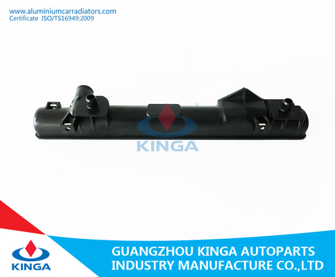 Aftermarket Tank van de Vooruitgangs de Autoradiator voor MT van Suzuki Aito 2012 leverancier