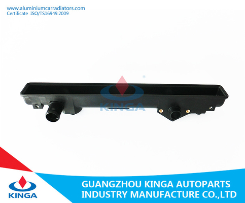 Aftermarket Tank van de Vooruitgangs de Autoradiator voor MT van Suzuki Aito 2012 leverancier