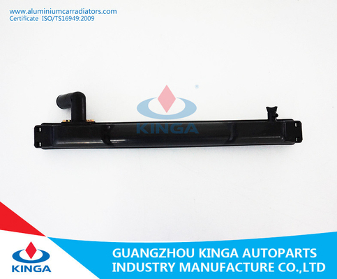 Aftermarket Mitsubishi Pajero V33'92-96 BIJ Plastiek van de de Radiatortank van MB660077 het Auto leverancier