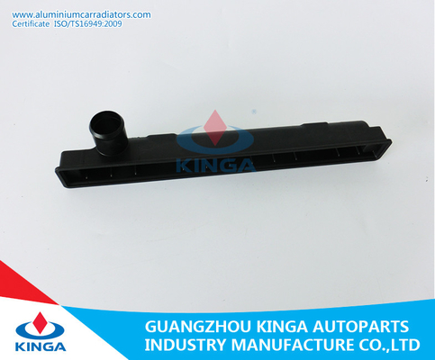 LEGACY'90-91 BC5 BIJ OEM 45199-AA180 van de Radiator Plastic Tank Verlaten de Delen van de Radiatortank leverancier