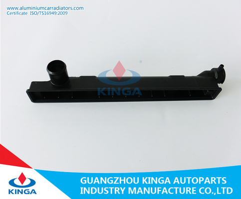 47*416MM 45199-AC250 OEM Radiator Plastic Tank voor SUBARU LEGACY /LIBERTY BF5 BIJ leverancier