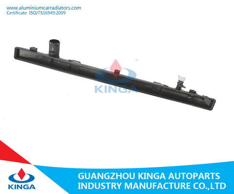 01-Ls430 van Lexus bij Radiator Plastic Tank/Radiatoroem 16400-50280 van de Beëindigentank leverancier