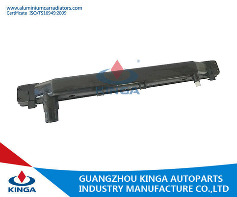 De autodekking van de Radiator Plastic Tank voor Toyota Landcruiser 1995 Hdj81v 16400-17031 leverancier
