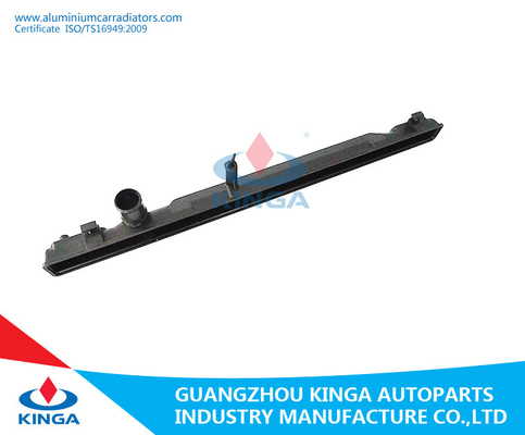 De plastic reparatie van de radiatortank voor het duurzame gebruik van TOYOTA CROWN'06 UZS186 leverancier