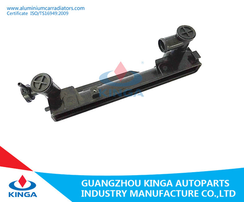 De Radiator Plastic Tank van autodelen voor Toyota AVENSSIS 2.0I 16V'03 12 maanden Garantie leverancier
