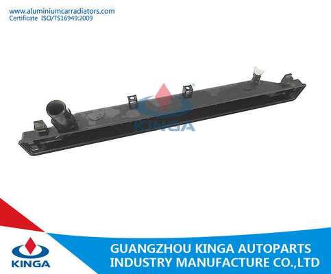 Autoradiatortank voor MT van Toyota Landcruiser'95-98 HDJ81V in PA66GF30-Bodemtank leverancier