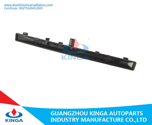 De plastic Tank van de Radiatorbodem voor Toyota Starlet'96-Np80/Ep91-de tankdelen van MT/van de radiator leverancier