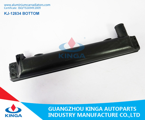 Van de de Radiator Plastic Tank van MT van TOYOTA LANDCRUISER KZJ78 1995-1996 OEM 16400-67020 leverancier