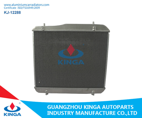 Dikte 26/32/36MM Toyota Radiator voor OEM Trh200/214/219 van MT 04 van Hiace ' 16400-75470 leverancier