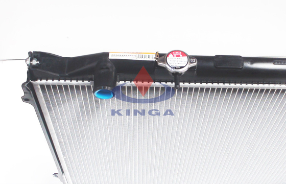 OEM 16400-67121, automobielradiators voor Toyota PRADO 1995, 1996, 1997, 1998 KZN 1KZ leverancier