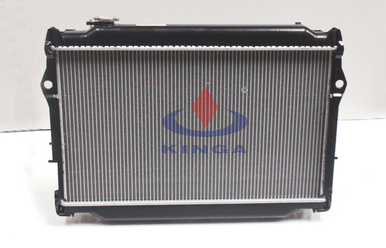 Van het koelsysteemtoyota van de aluminiumauto radiator 425 * 708 * 32/36/48 mm leverancier