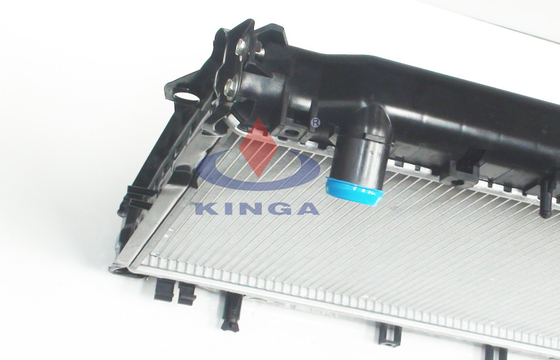 Automobiele radiator voor Toyota-Radiator LANDCRUISER 1993, 1998 4.5L V8 leverancier