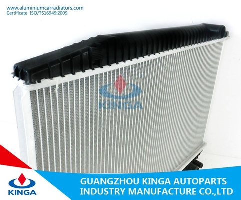 PA32 de Radiator van aluminiumbenz W126/560SE '79 - bij OEM 1265004803 Oliekoeler 38 * 330 leverancier