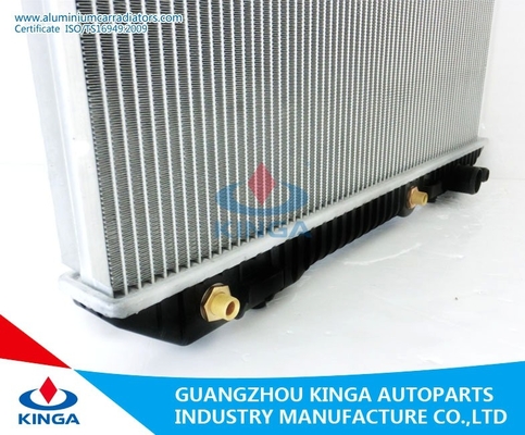 PA32 de Radiator van aluminiumbenz W126/560SE '79 - bij OEM 1265004803 Oliekoeler 38 * 330 leverancier