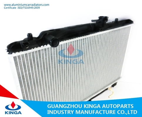 De Radiator van Suzuki van het koelsysteemaluminium voor GAKTUS-WAGEN G15 '96 - 02 leverancier