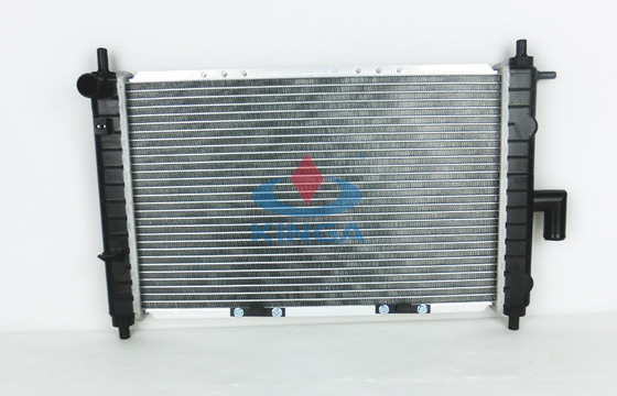 1100cc Daewoo-Vonk en QQ-van de de Radiatorvervanging van het Douanealuminium OEM 96322914 leverancier