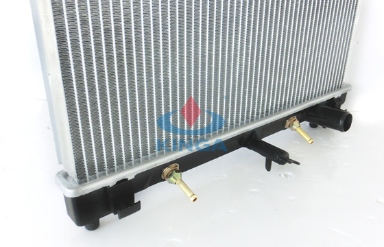 OEM 16400-21300 Automobiele Radiator voor Toyota VITZ '05 NCP95/NCP105 BIJ leverancier